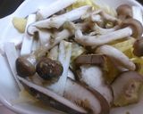 レンジで豚とキャベツと茸の柚子胡椒酒蒸し作り方3写真