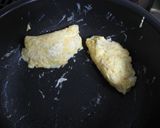 お弁当に♪卵1個でしらすのミニオムレツ作り方3写真