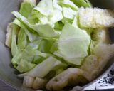 松山あげと春キャベツの煮浸し作り方3写真