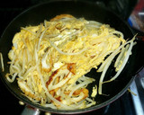 ＊もやしとちくわの卵とじ～お好み焼き風＊作り方5写真