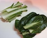 小松菜の葉包み　おにぎり作り方1写真