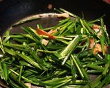 炒め3分！ベーコンとニラの卵炒め作り方3写真