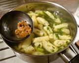 子供がおかわりする！塩鮭de絶品お味噌汁作り方3写真