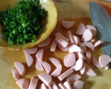 簡単もう一品！もやしと魚肉ソーセージ炒め作り方1写真