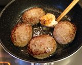 とろ〜りチーズの煮込みハンバーグソース作り方3写真