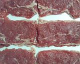 簡単肉料理！節約牛肉×チーズ作り方1写真