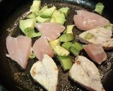 びんちょうマグロとアボカドの簡単ピリ辛丼作り方2写真