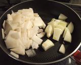 イカと大根のトマトソース炒め作り方1写真
