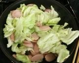 給料日前に！魚肉ソーセージとキャベツで！作り方2写真