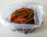 コンニャクと茎わかめのドレッシング漬け作り方3写真