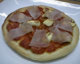 クリームチーズと生ハムのピザ作り方3写真