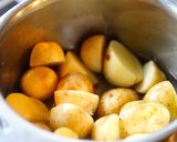 新ジャガの醤油麹煮作り方1写真