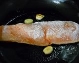鮭のムニエル＆菜花の香り炒め作り方3写真