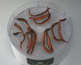 わずか半日☆食品乾燥機で割り干しニンジン作り方3写真