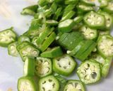 とろ〜り長芋とオクラと豆腐の味噌汁♪作り方2写真