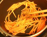 お弁当や あと一品に！人参のたらこ炒め作り方3写真