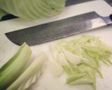 春キャベツとチキンのパスタ／塩麹が決め手作り方2写真