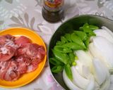 新玉ねぎと豚薄切り肉のドレッシング炒め作り方2写真