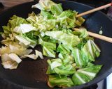 牛肉とキャベツのオイスター炒め！作り方2写真
