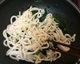 しらすとほうれん草のバター焼きうどん♡作り方3写真