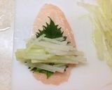 シソ香る♪＊生ハムの大根サラダ巻き＊作り方3写真