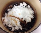 常備菜にも♪黒豆煮作り方1写真