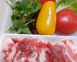 豚小間切れ肉とトマトのぽんマヨサラダ風味作り方1写真