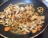 シャキシャキ豚肉レンコンのほんだし炒め♫作り方2写真