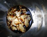 マグロぶつ切りのわさび醤油和えトマト添え作り方3写真