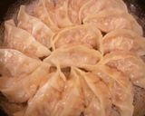 野菜たっぷり我が家の羽根付ジューシー餃子作り方6写真