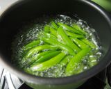 スナップえんどうとトマトのオーロラサラダ作り方1写真