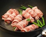 新じゃがで！豚肉のアスパラポテト巻き作り方3写真