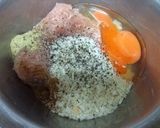 俺流！チキンとアボカドのおろしハンバーグ作り方1写真