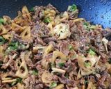 簡単♡牛肉とレンコンの甘辛炒め作り方4写真
