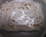 冷凍うどんで水菜とハム炒めのせ温うどん作り方3写真