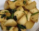 カブのバジルソース炒め作り方3写真