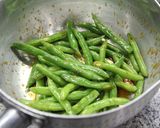 いんげんの生姜にんにく醬油和え作り方2写真