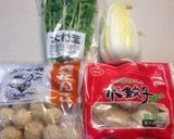 鶏団子と水餃子のシンプル鍋作り方1写真