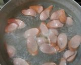 簡単ウインナーと玉子と冷凍ポテトのスープ作り方2写真