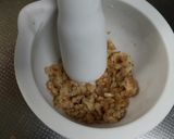 春菊とくるみのブルーチーズ和え作り方2写真