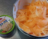人参とツナのカレーきんぴら作り方1写真