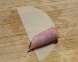 あまった餃子の皮で☆アスパラハムロール作り方2写真
