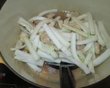 簡単☆白菜と鶏もも肉のクリームスープ☆作り方3写真