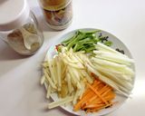 【新じゃがとセロリのカレーきんぴら】作り方1写真