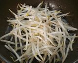 ハーブと豆乳のピリ辛とんこつラーメン作り方4写真
