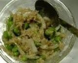 新玉葱と枝豆の白味噌バジル和え作り方4写真