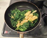 大根葉と油揚げの炒め物作り方5写真