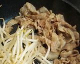給料日前に(笑)もやしオムレツ♪作り方2写真