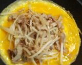 給料日前に(笑)もやしオムレツ♪作り方4写真