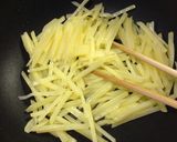 じゃがいも炒め〜マヨ醤油かけ〜作り方2写真